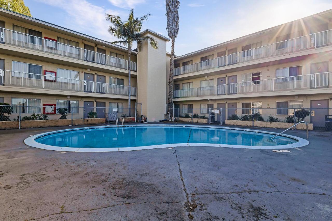 Heritage Inn Express Hayward Dış mekan fotoğraf