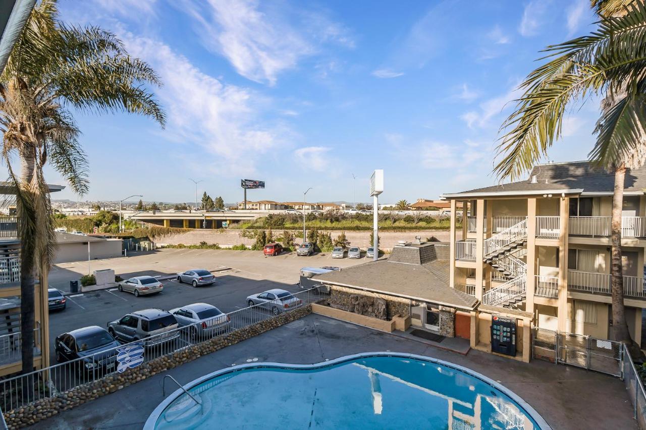 Heritage Inn Express Hayward Dış mekan fotoğraf